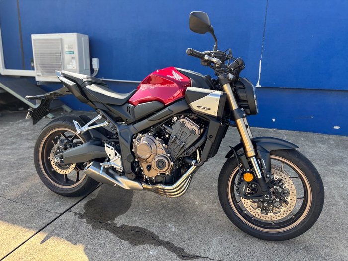 2024 Honda CBR650R Red