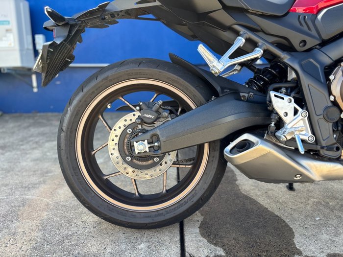 2024 Honda CBR650R Red