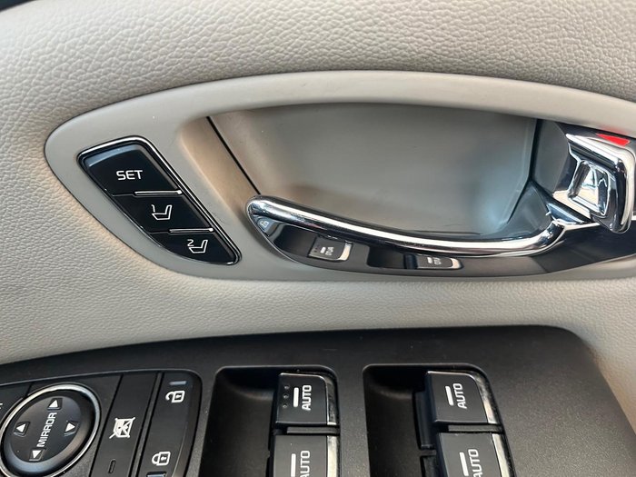 2019 Kia Carnival Platinum