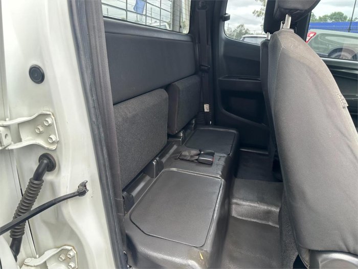 2014 Isuzu D-MAX SX MY15 4X4 Dual Range Splash White