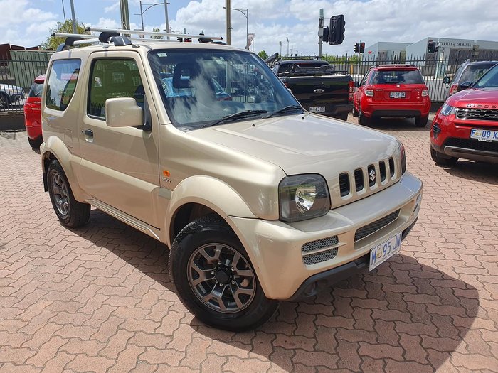 2005 Suzuki Jimny Z Series SN413 T6 4X4 Dual Range Gold
