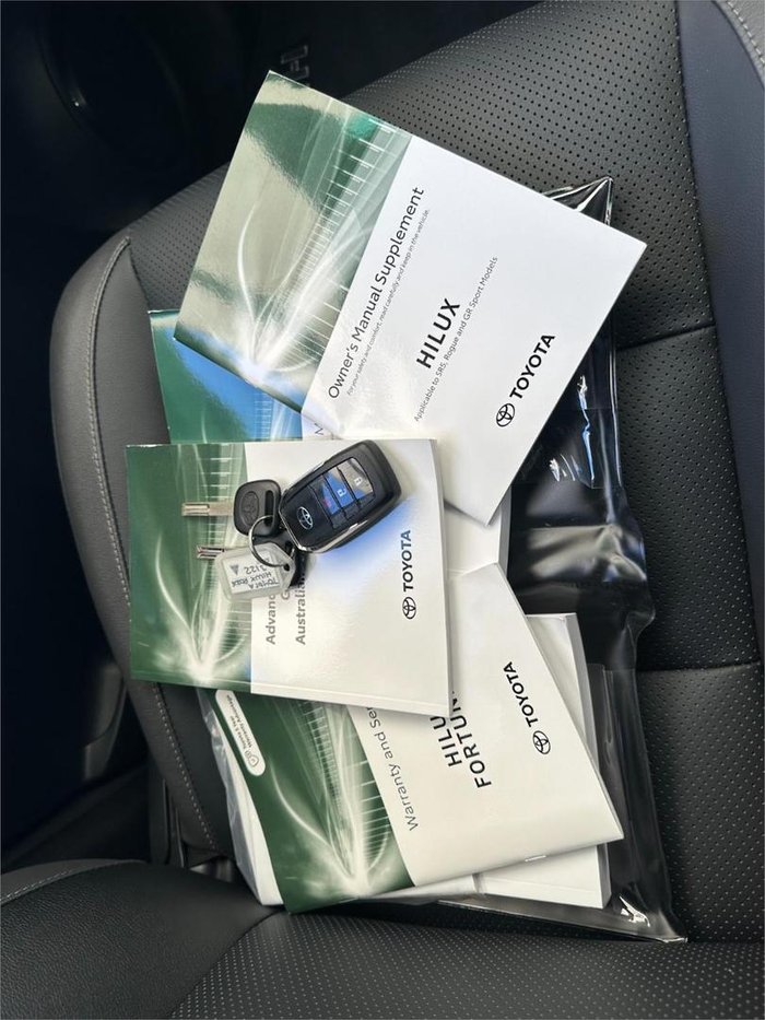 2025 Toyota Hilux Rogue 48V