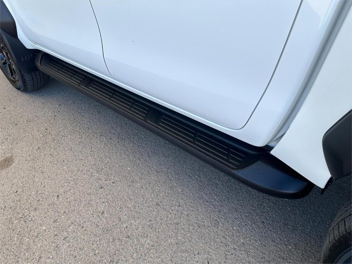 2025 Toyota Hilux Rogue 48V