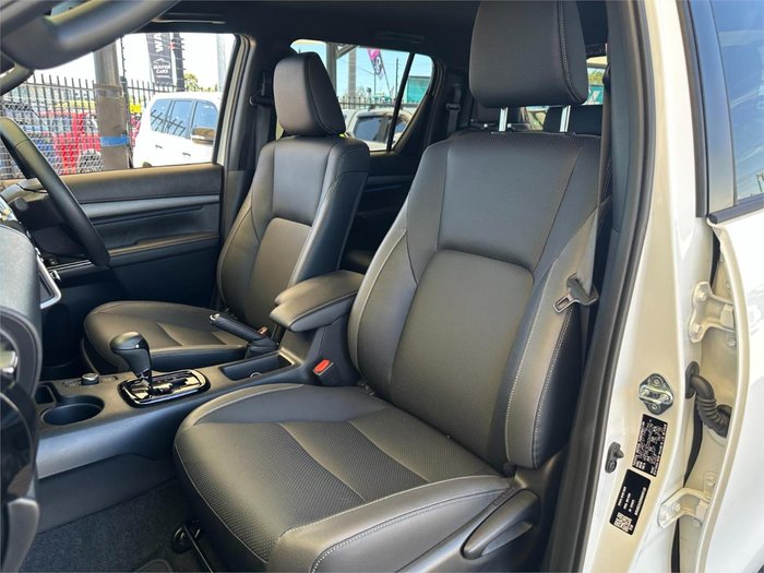 2025 Toyota Hilux Rogue 48V