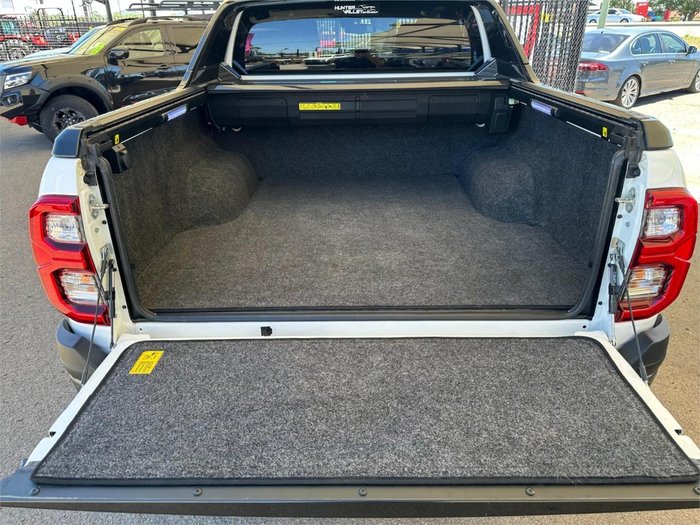 2025 Toyota Hilux Rogue 48V