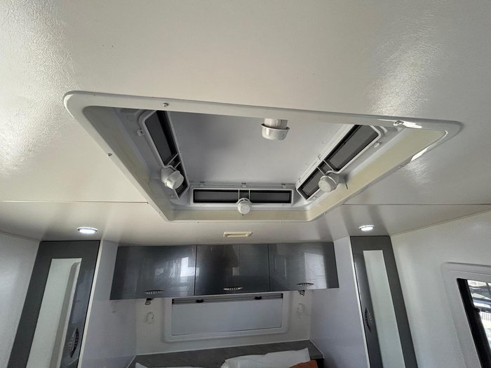 2018 Billabong Caravans Grove