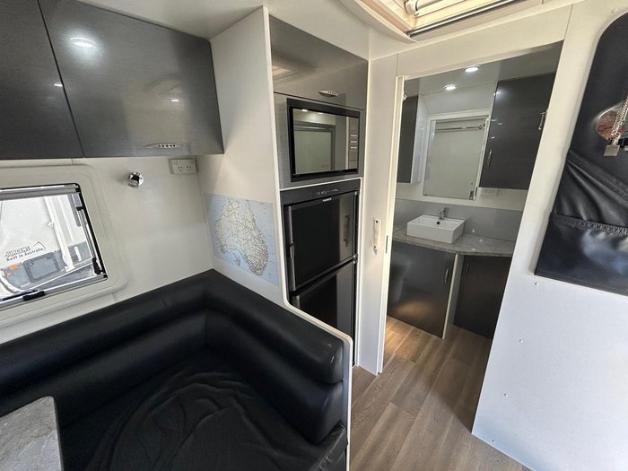 2018 Billabong Caravans Grove