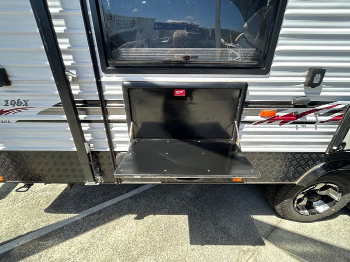 2018 Billabong Caravans Grove