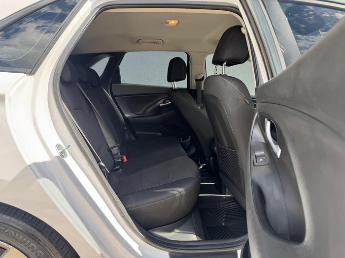 2020 Hyundai i30 Active PD.V4 MY21 Polar White