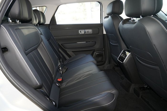 2025 Jaecoo J7 SHS Track