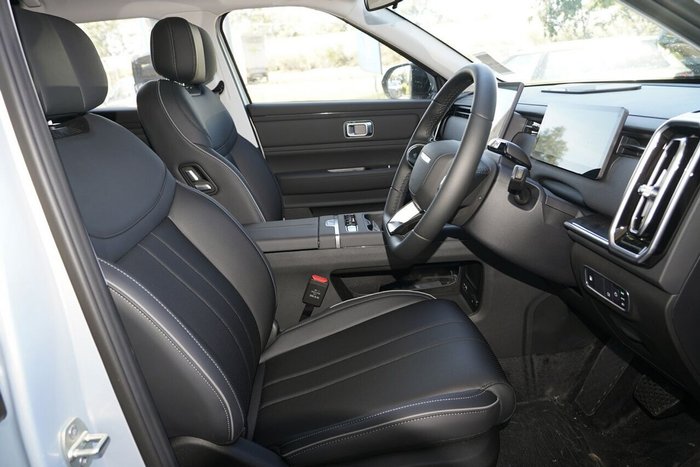 2025 Jaecoo J7 SHS Track