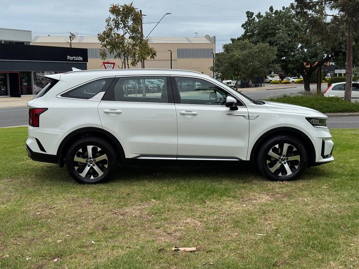2022 Kia Sorento Sport