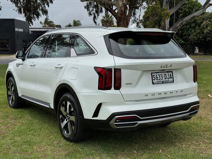 2022 Kia Sorento Sport