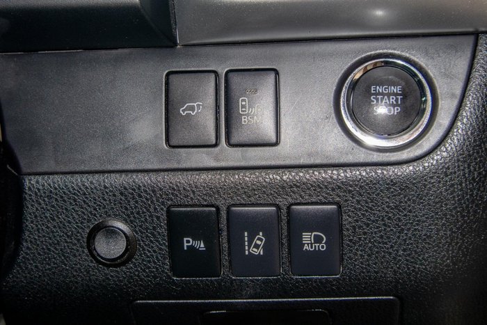 2014 Toyota Kluger Grande