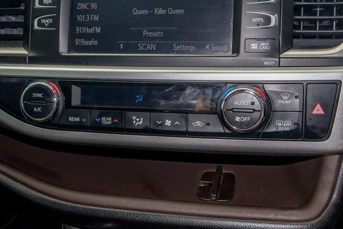 2014 Toyota Kluger Grande