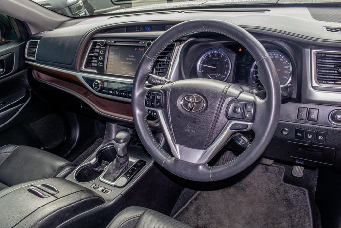 2014 Toyota Kluger Grande