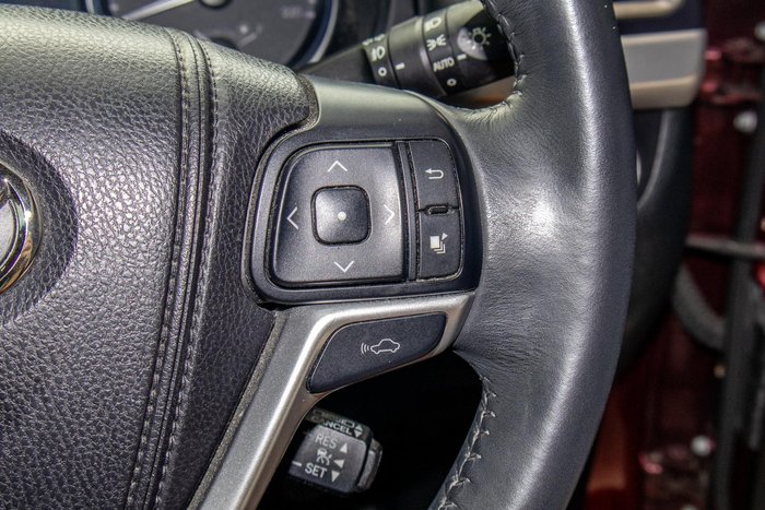 2014 Toyota Kluger Grande