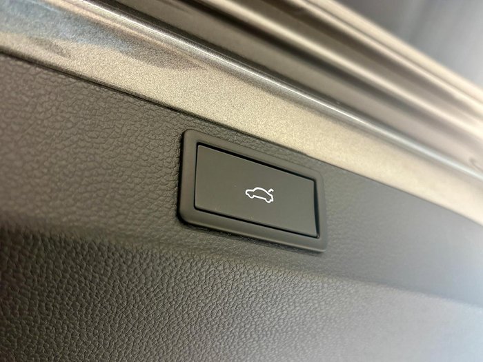 2024 SKODA Karoq 140TSI Sportline