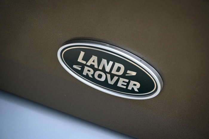 2020 Land Rover Defender 110 D240 SE