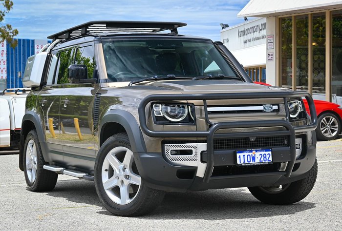 2020 Land Rover Defender 110 D240 SE