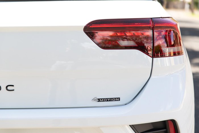 2025 Volkswagen T-Roc 140TSI R-Line