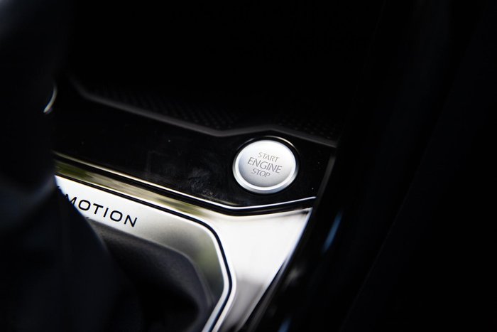 2025 Volkswagen T-Roc 140TSI R-Line