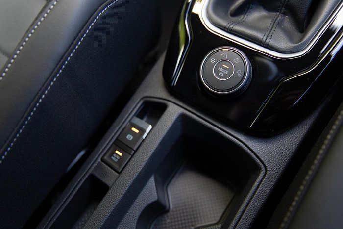 2025 Volkswagen T-Roc 140TSI R-Line