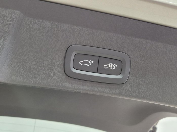 2023 Volvo XC40 Recharge Twin Pure Electric