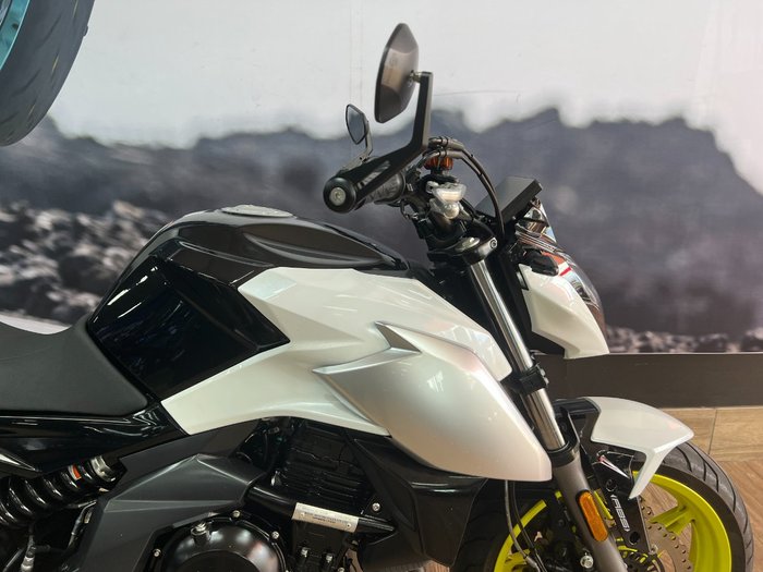 2022 CFMOTO 650NK ABS WHITE