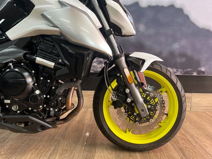 2022 CFMOTO 650NK ABS WHITE