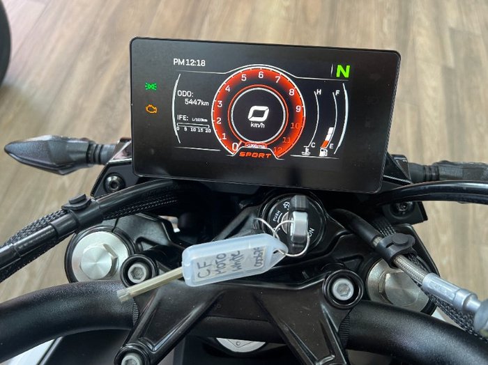 2022 CFMOTO 650NK ABS WHITE