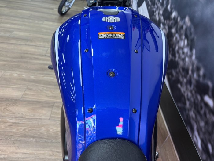 2024 Yamaha XSR700 BLUE