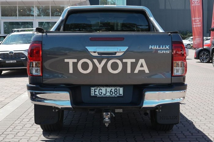 2019 Toyota Hilux SR5