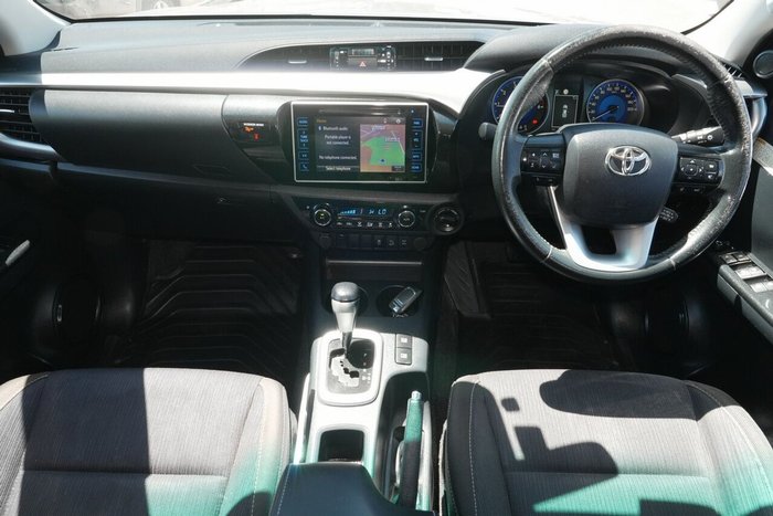 2019 Toyota Hilux SR5