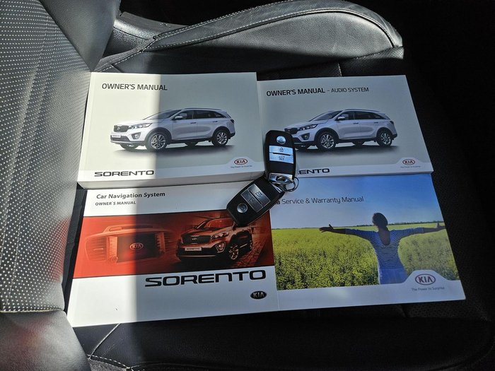 2015 Kia Sorento SLi