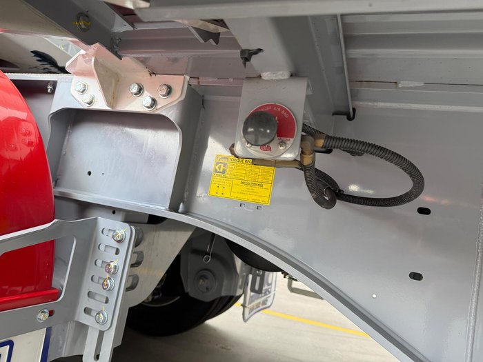 2025 CIMC Drop Deck Curtainsider