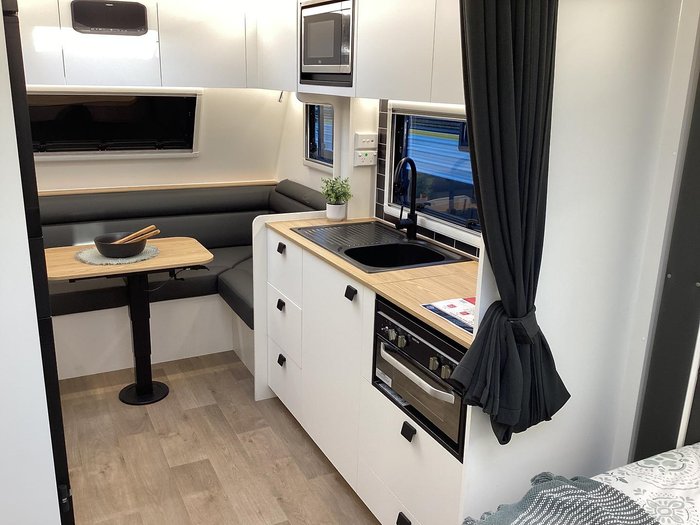 2026 New Age Caravans Big Red Br20e