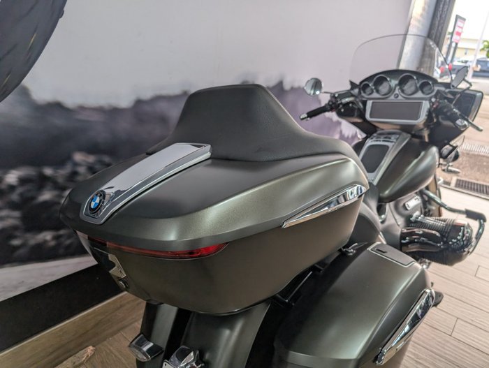 2024 BMW Motorrad R 18 TRANSCONTINENTAL GREEN