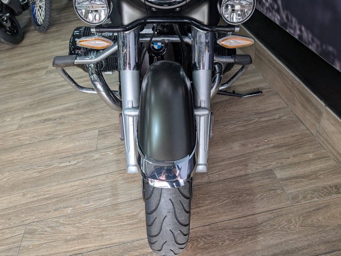 2024 BMW Motorrad R 18 TRANSCONTINENTAL GREEN