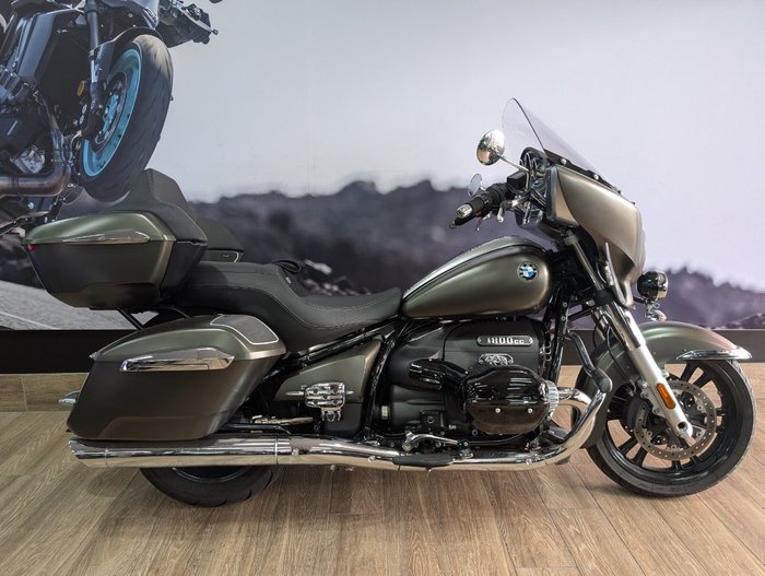 2024 BMW Motorrad R 18 TRANSCONTINENTAL GREEN