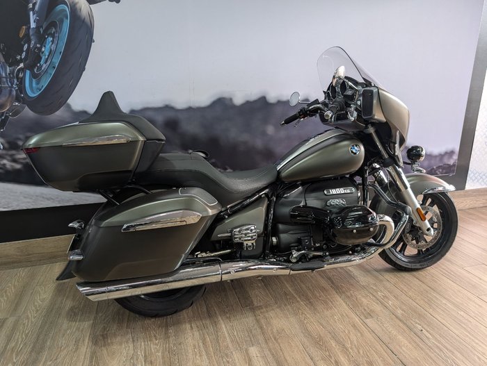 2024 BMW Motorrad R 18 TRANSCONTINENTAL GREEN