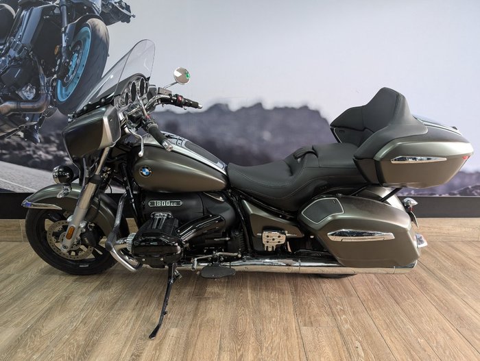 2024 BMW Motorrad R 18 TRANSCONTINENTAL GREEN