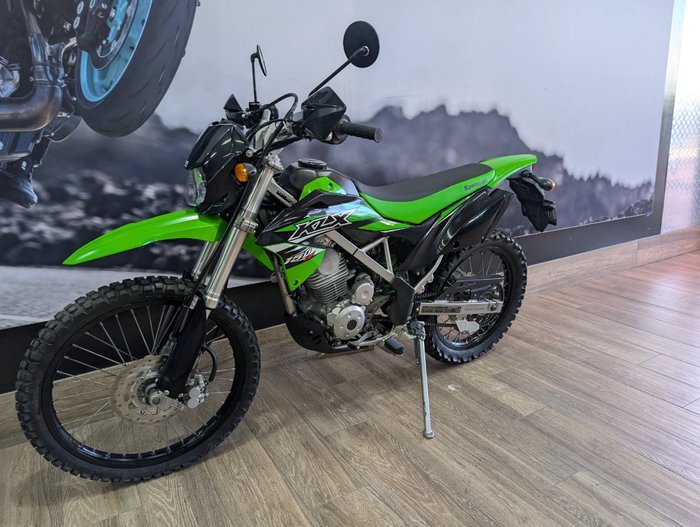 2017 Kawasaki KLX150BF GREEN