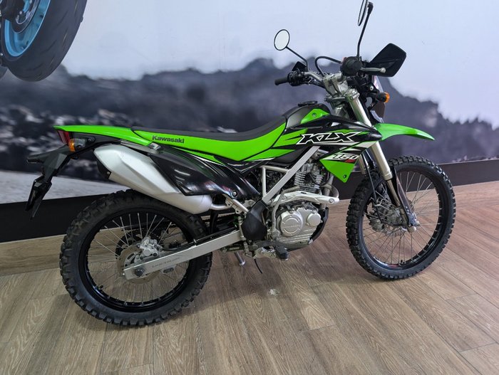 2017 Kawasaki KLX150BF GREEN