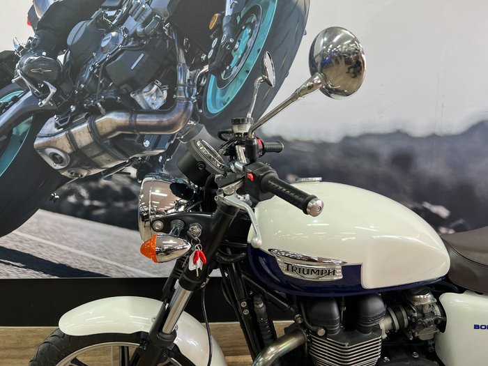 2014 Triumph BONNEVILLE T100 BLUE