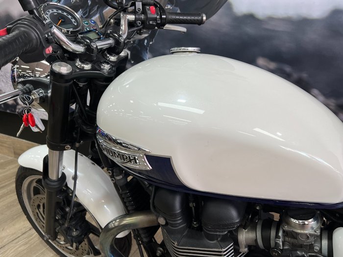 2014 Triumph BONNEVILLE T100 BLUE