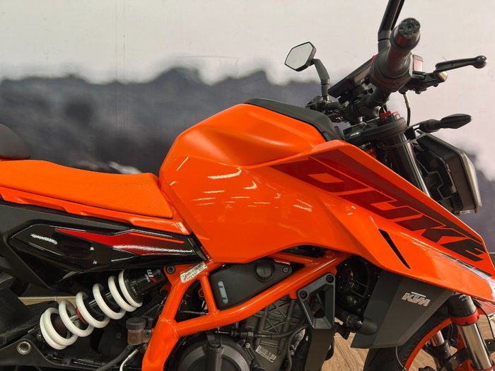 2024 Ktm 390 DUKE ORANGE