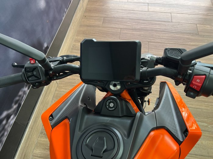 2024 Ktm 390 DUKE ORANGE