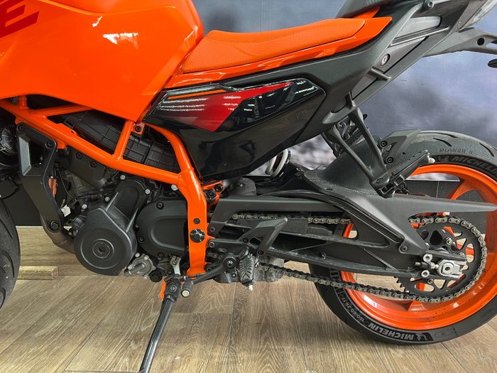 2024 Ktm 390 DUKE ORANGE