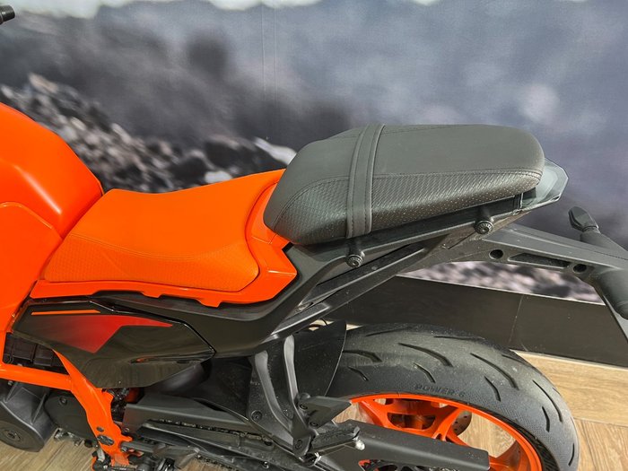 2024 Ktm 390 DUKE ORANGE